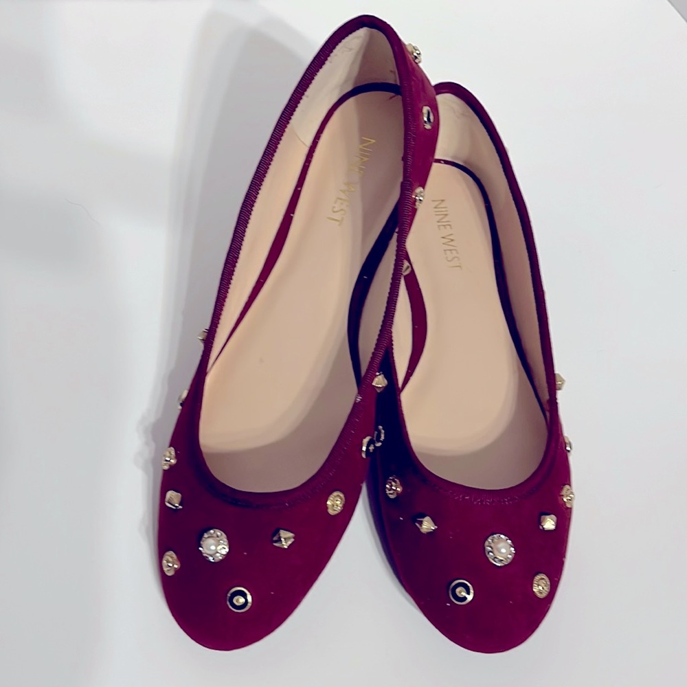 Nine West Burgundy Women’s Flat Shoes Size 6.5